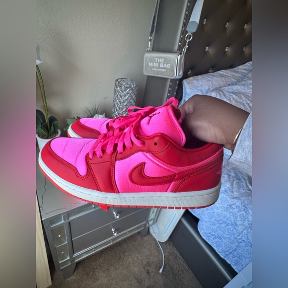 Air Jordan 1 low “Pink Blast” - Picture 1 of 6